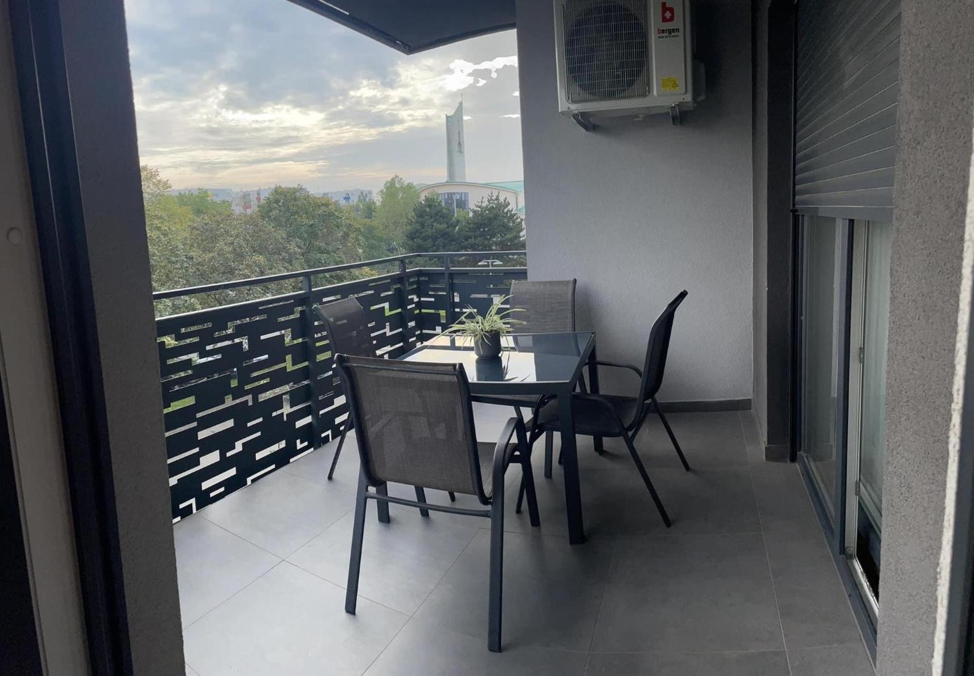 City East Apartment Zagreb With Private Parking Buitenkant foto