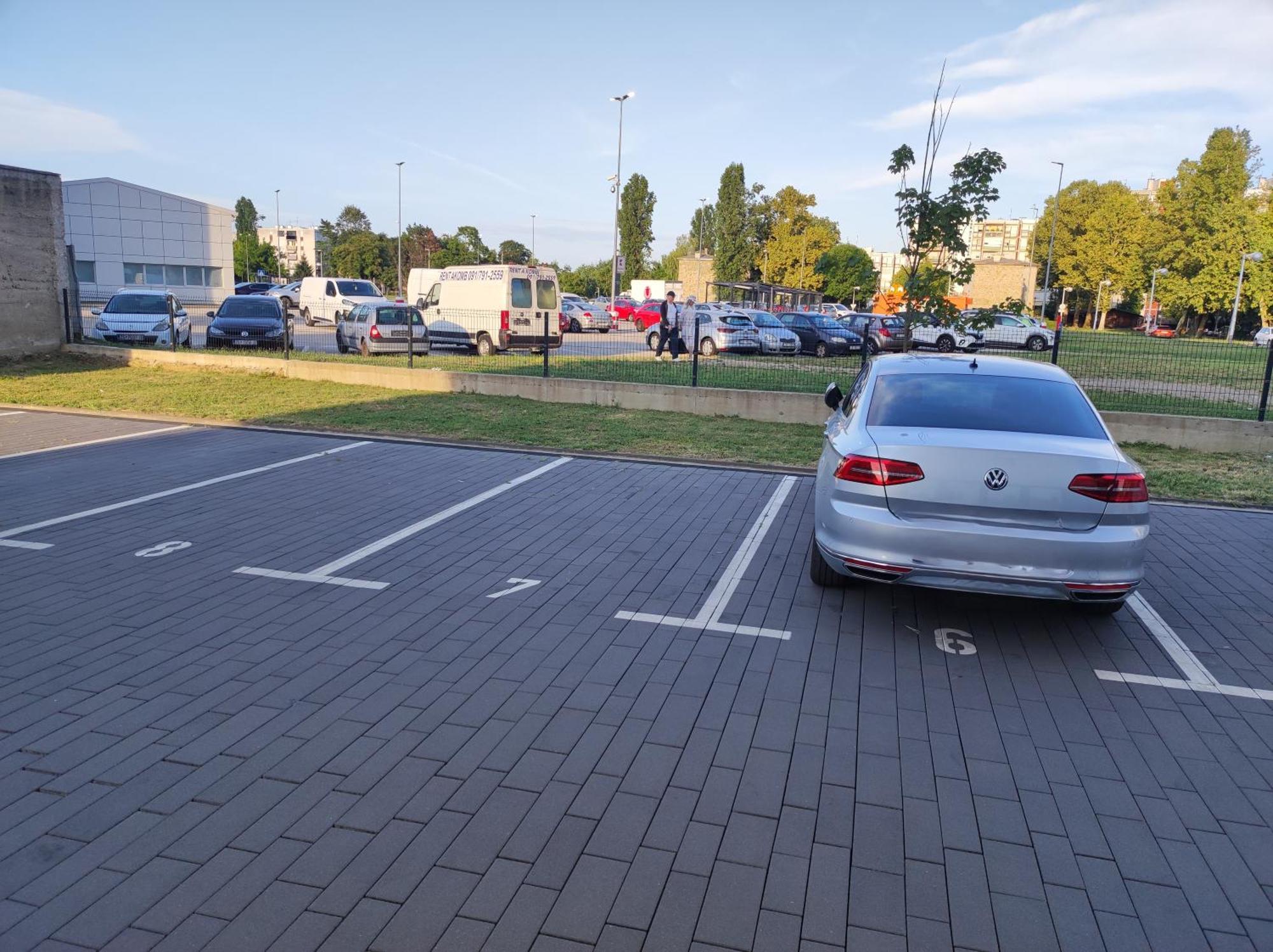 City East Apartment Zagreb With Private Parking Buitenkant foto